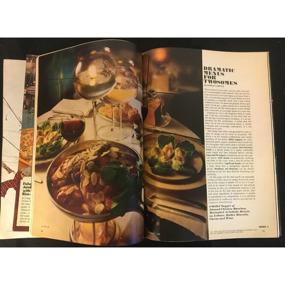 Woman's Day VINTAGE February 1969 Vol. 32 No. 5 Cooking for 2 Mushroom Cookbook - Picture 6 of 7